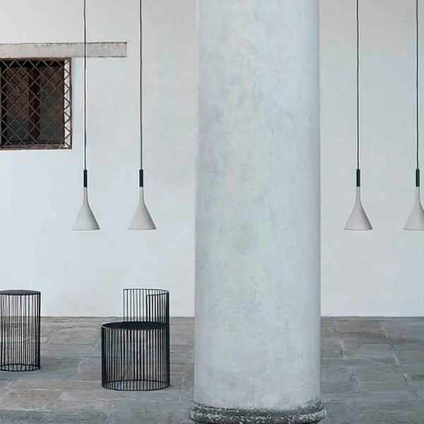 Aplomb Outdoor di Foscarini – La luce che scolpisce l’eleganza all’aperto
